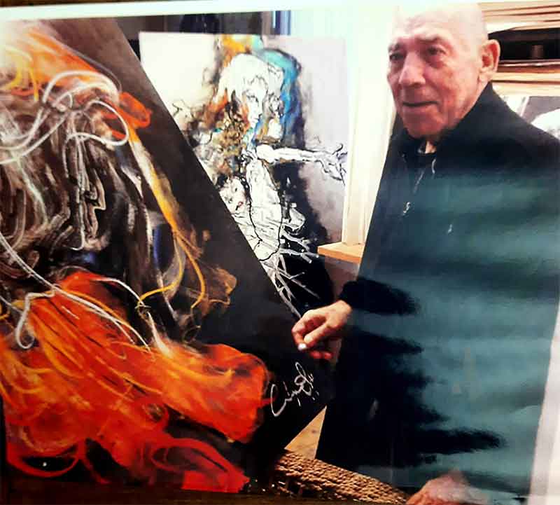 אורי ליפשיץ בשעת ציור