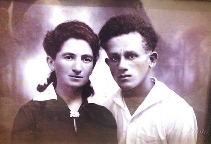 ישראל ורחל פסחזון, מראשוני המתיישבים בגבעת השלושה.